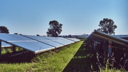instalar placa solar casa de campo